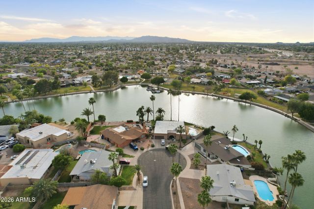 2442 W VIA RIALTO Circle, Mesa, AZ 85202