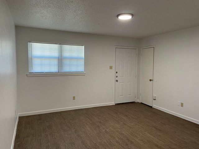 4518 35th Street, B, Lubbock, TX 79414