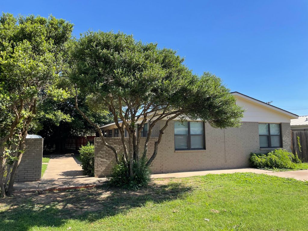 4518 35th Street, B, Lubbock, TX 79414