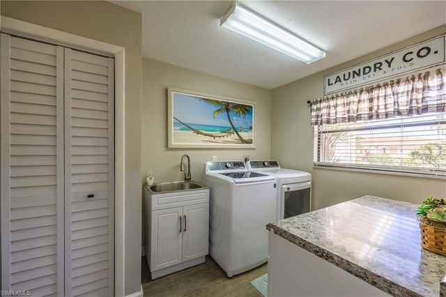 5678 Balkan CT, Fort Myers, FL 33919