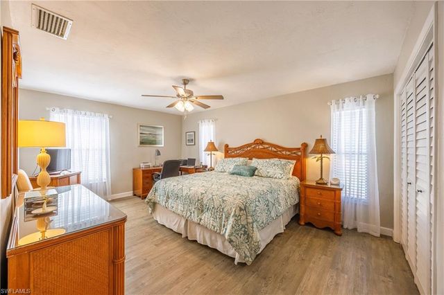 5678 Balkan CT, Fort Myers, FL 33919