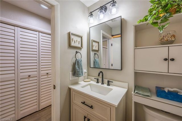 5678 Balkan CT, Fort Myers, FL 33919