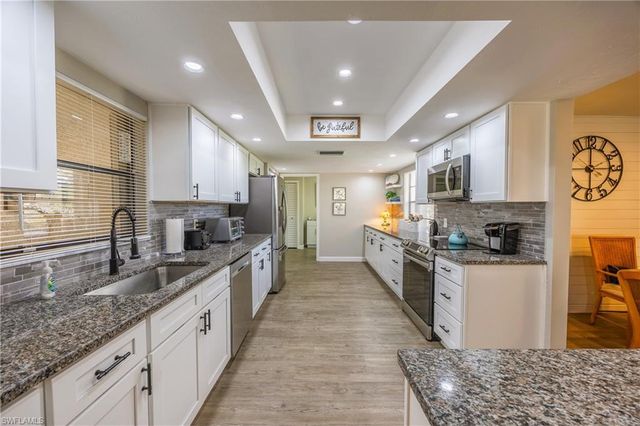 5678 Balkan CT, Fort Myers, FL 33919