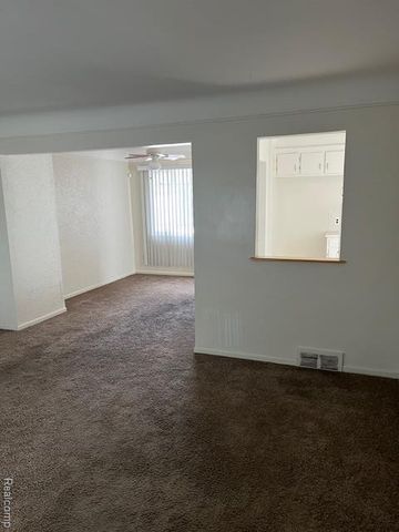 14526 Evergreen Road, Detroit, MI 48223