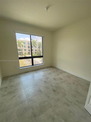 4636 NW 84th Ave 25, Doral, FL 33166