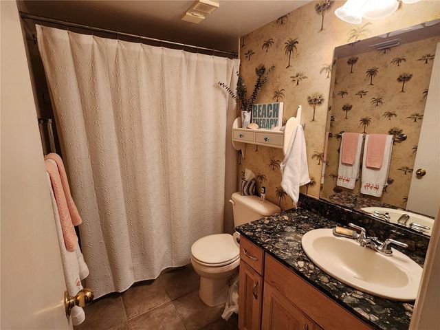 6291 BAHIA DEL MAR CIRCLE 110, St Petersburg, FL 33715