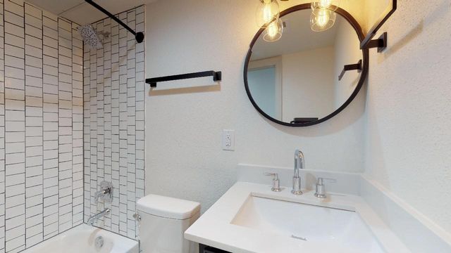 5506 Miller Avenue 202, Dallas, TX 75206