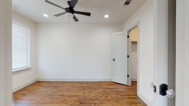 5506 Miller Avenue 202, Dallas, TX 75206