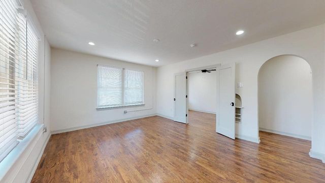 5506 Miller Avenue 202, Dallas, TX 75206