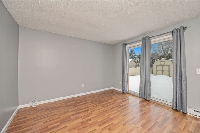 88 Drexhall Lane, Greece, NY 14612