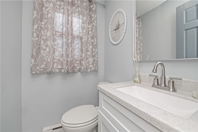 88 Drexhall Lane, Greece, NY 14612