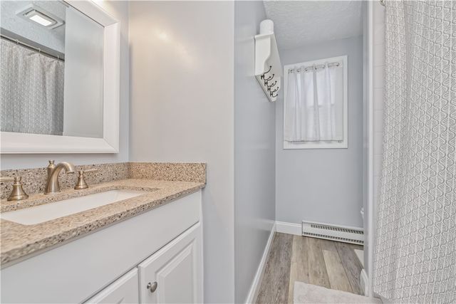 88 Drexhall Lane, Greece, NY 14612