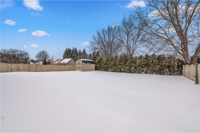 88 Drexhall Lane, Greece, NY 14612