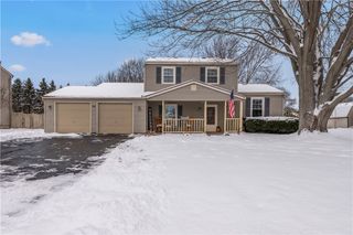 88 Drexhall Lane, Greece, NY 14612