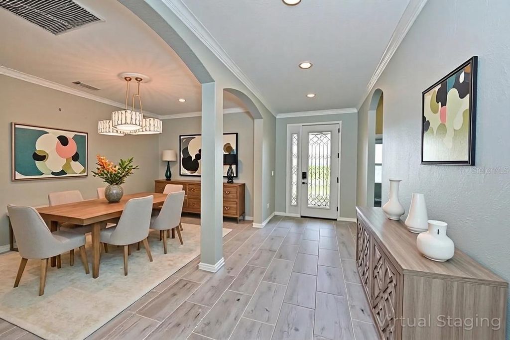 Image 46 of property listing at 706 ACACIA COURT, Bradenton, FL 34212