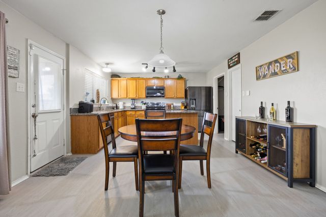 315 Highland Creek Drive, Wylie, TX 75098