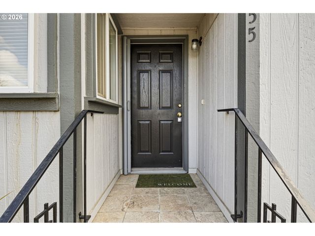 3355 N DELTA Hwy 55, Eugene, OR 97408