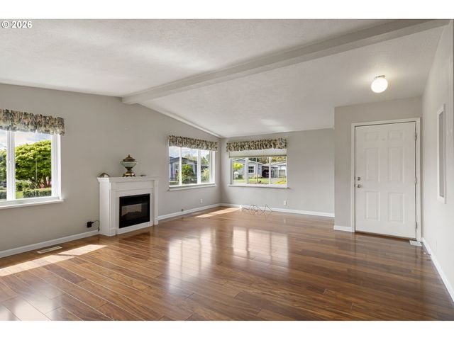 3355 N DELTA Hwy 55, Eugene, OR 97408