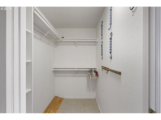 3355 N DELTA Hwy 55, Eugene, OR 97408