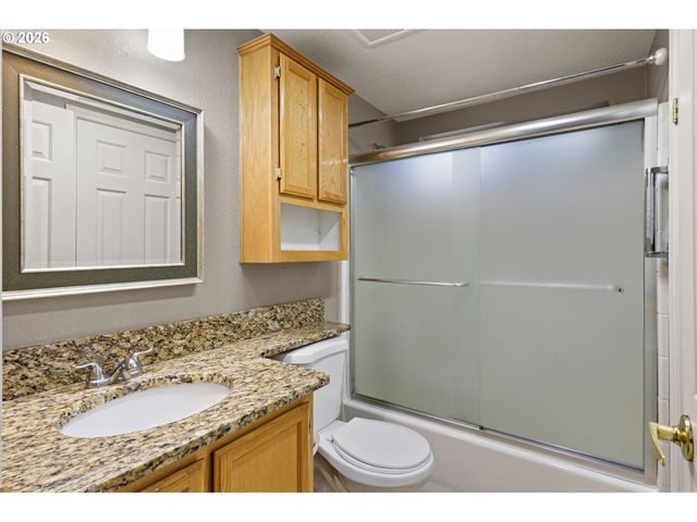 3355 N DELTA Hwy 55, Eugene, OR 97408