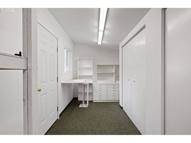 3355 N DELTA Hwy 55, Eugene, OR 97408