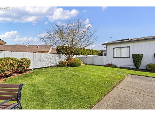 3355 N DELTA Hwy 55, Eugene, OR 97408