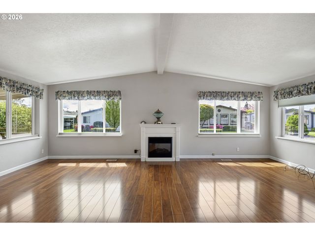 3355 N DELTA Hwy 55, Eugene, OR 97408