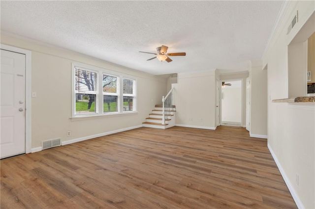 1101 NW B Street, Blue Springs, MO 64015