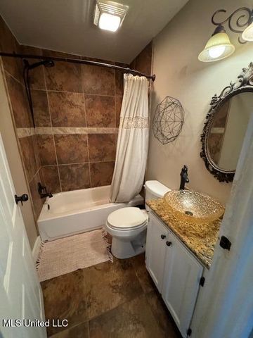415 Walnut Street, Natchez, MS 39120