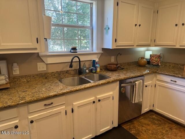 415 Walnut Street, Natchez, MS 39120