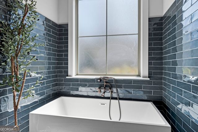 241 Mossy Lake Road, Perry, GA 31069