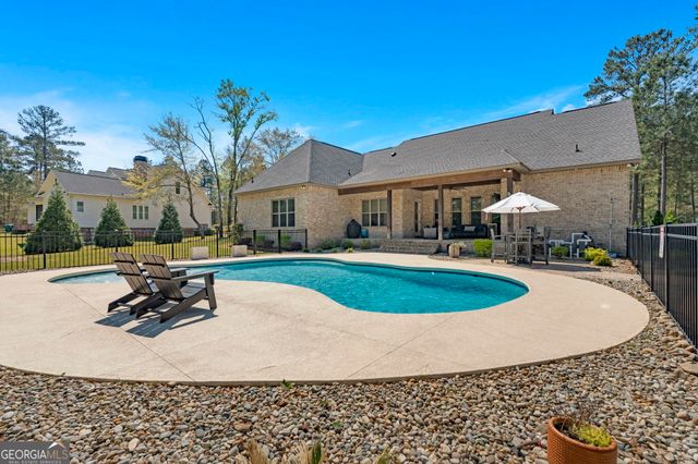 241 Mossy Lake Road, Perry, GA 31069