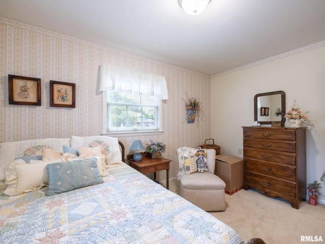 2723 DEVERON Circle, Pekin, IL 61554