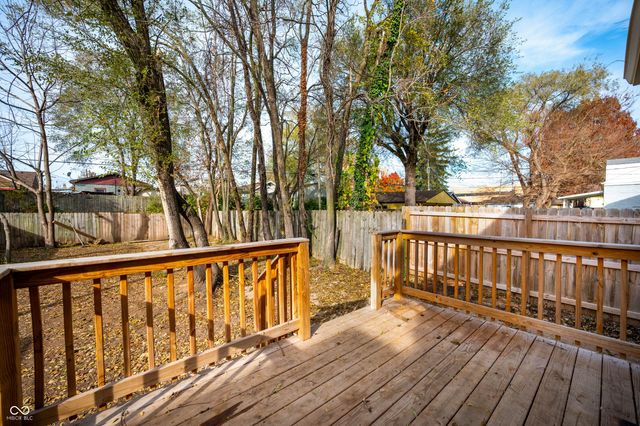 62 N 13th Avenue, Beech Grove, IN 46107