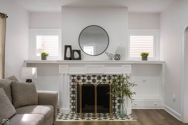 62 N 13th Avenue, Beech Grove, IN 46107