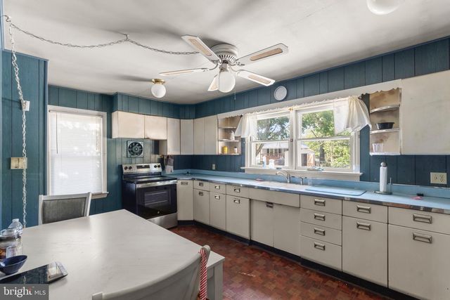 1906 E MAIN ST, Millville, NJ 08332
