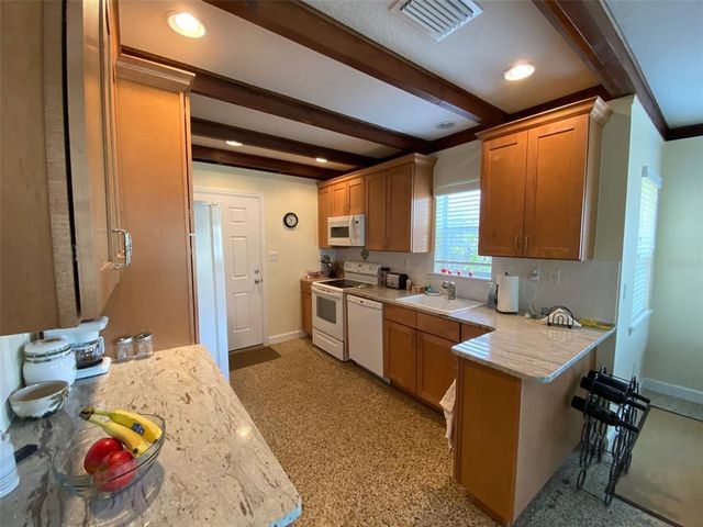 401 OAKWOOD AVENUE A, New Smyrna Beach, FL 32169
