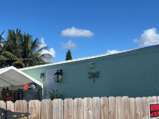 451 SE 8th St, Homestead, FL 33030