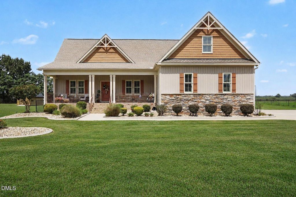 125 Tedpace Street, Princeton, NC 27569