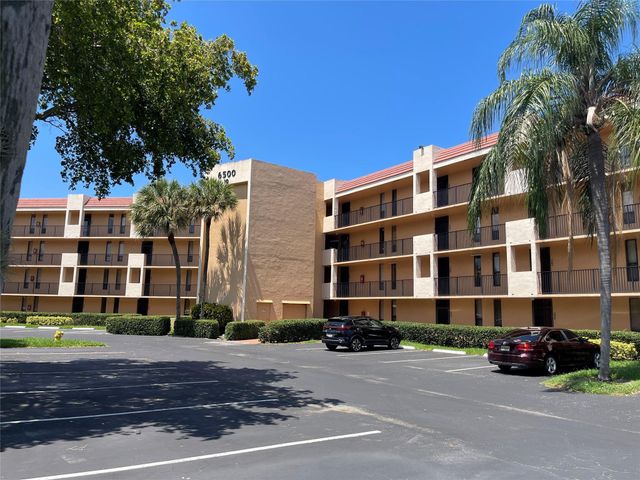 6530 Coral Lake Drive 306, Margate, FL 33063