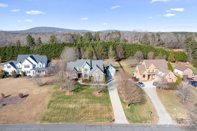 6065 Willow Farm Drive E, Denver, NC 28037