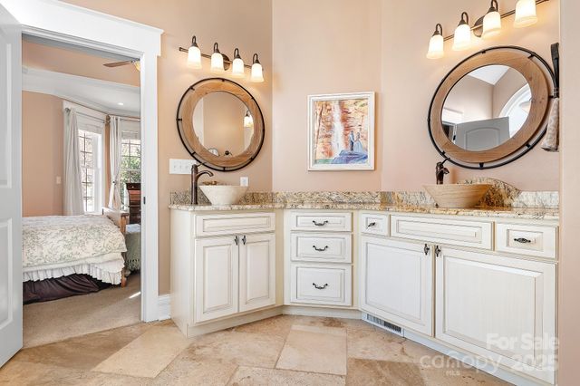 6065 Willow Farm Drive E, Denver, NC 28037