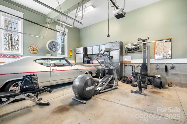 6065 Willow Farm Drive E, Denver, NC 28037