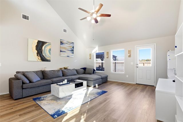 4206 Tulip Oak Drive, Houston, TX 77068