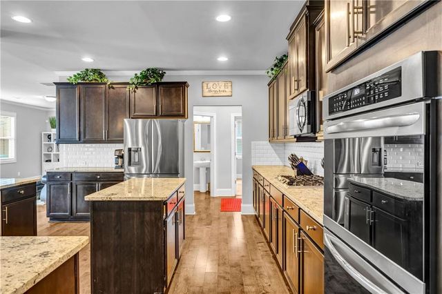 3575 Davis Boulevard, Atlanta, GA 30349