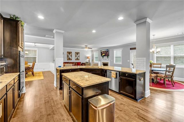 3575 Davis Boulevard, Atlanta, GA 30349