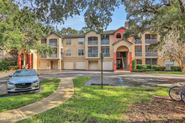 120 VERACRUZ Drive 833, Ponte Vedra Beach, FL 32082