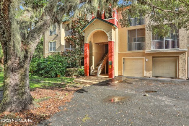 120 VERACRUZ Drive 833, Ponte Vedra Beach, FL 32082