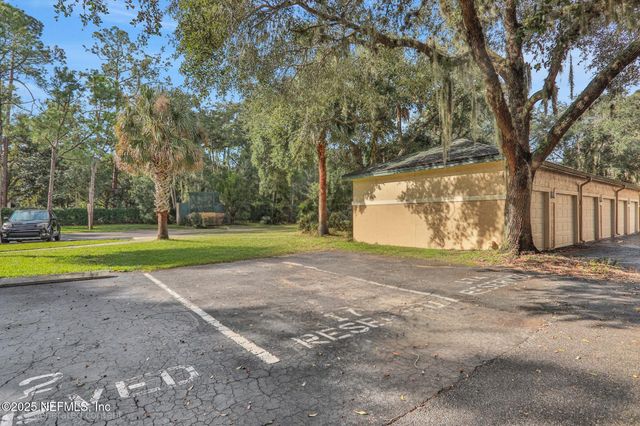 120 VERACRUZ Drive 833, Ponte Vedra Beach, FL 32082