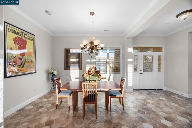 649 Baldwin Dr, Brentwood, CA 94513